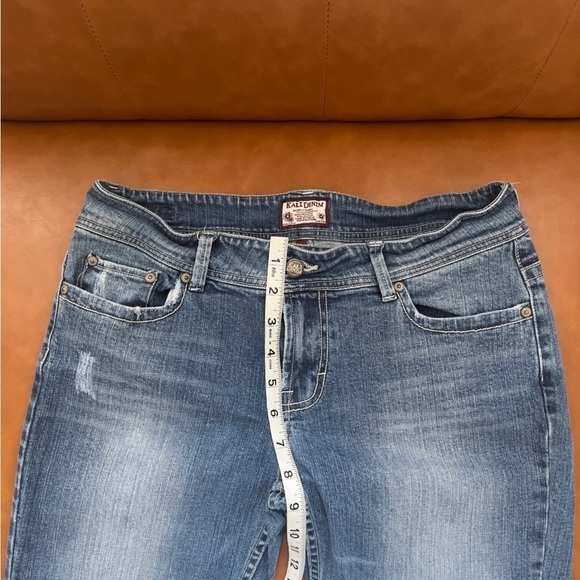 Kali Denim Women’s Size 13 Medium Wash Embroidered Pocket Boot Cut Denim Jeans - Picture 8 of 11